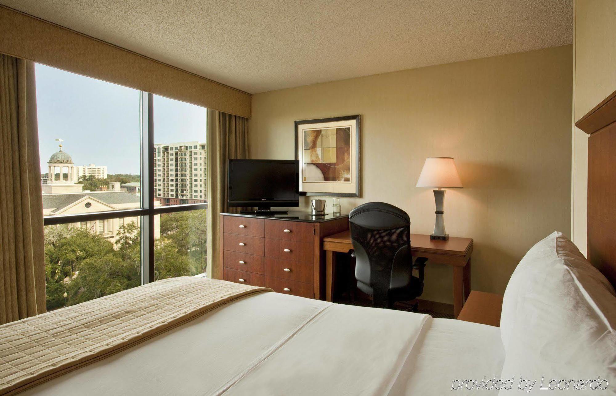Doubletree By Hilton Hotel Tallahassee Exterior photo